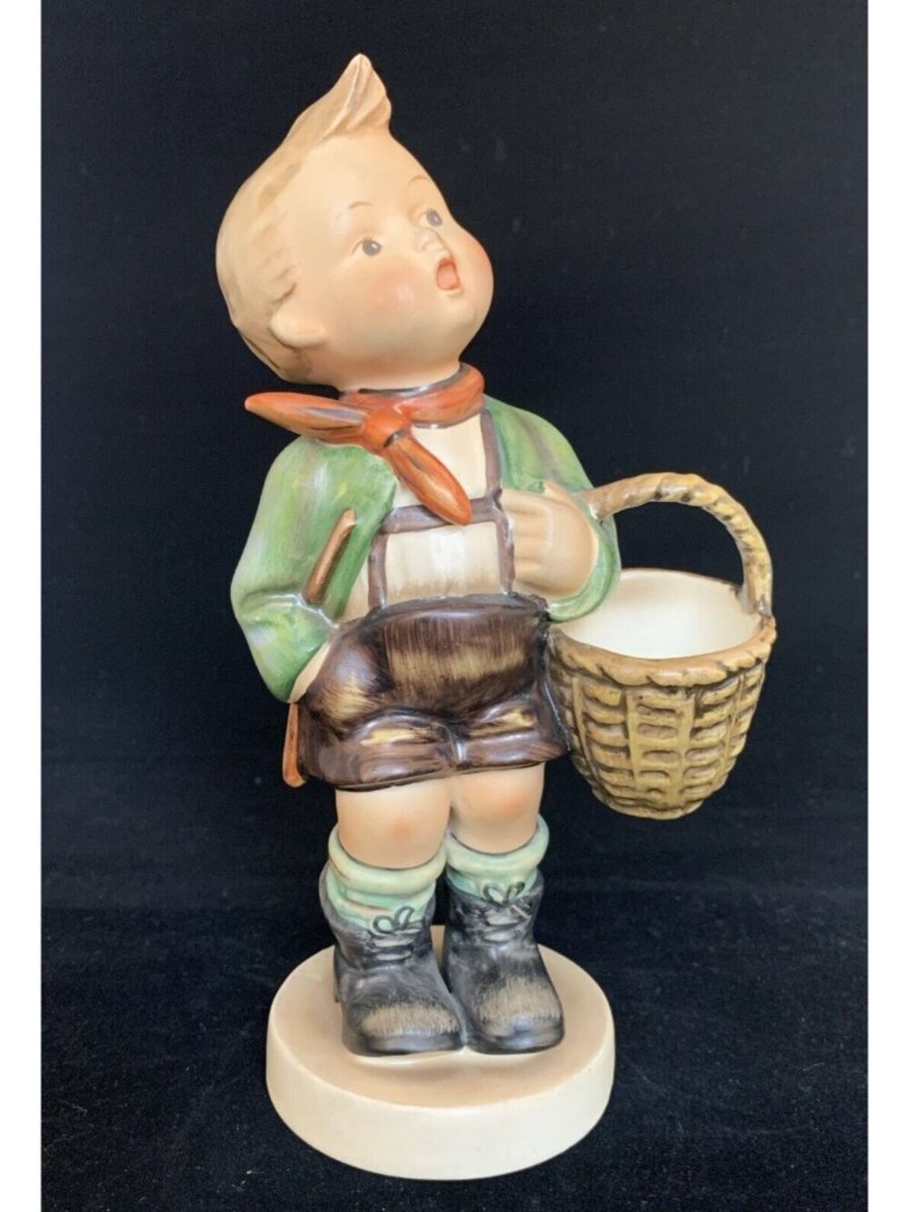 Goebel Hummel Village Boy w Basket 51/0 TMK2 Full Bee Figurine AS IS Rare